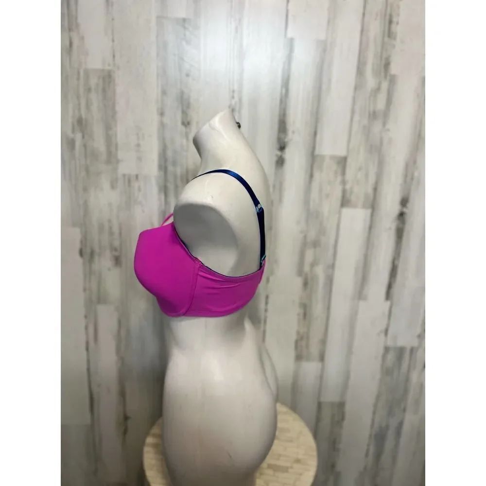 Pink bra - Picture 2 of 5